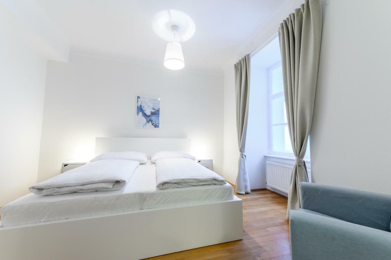 Beautiful Inner City Apartment Wien